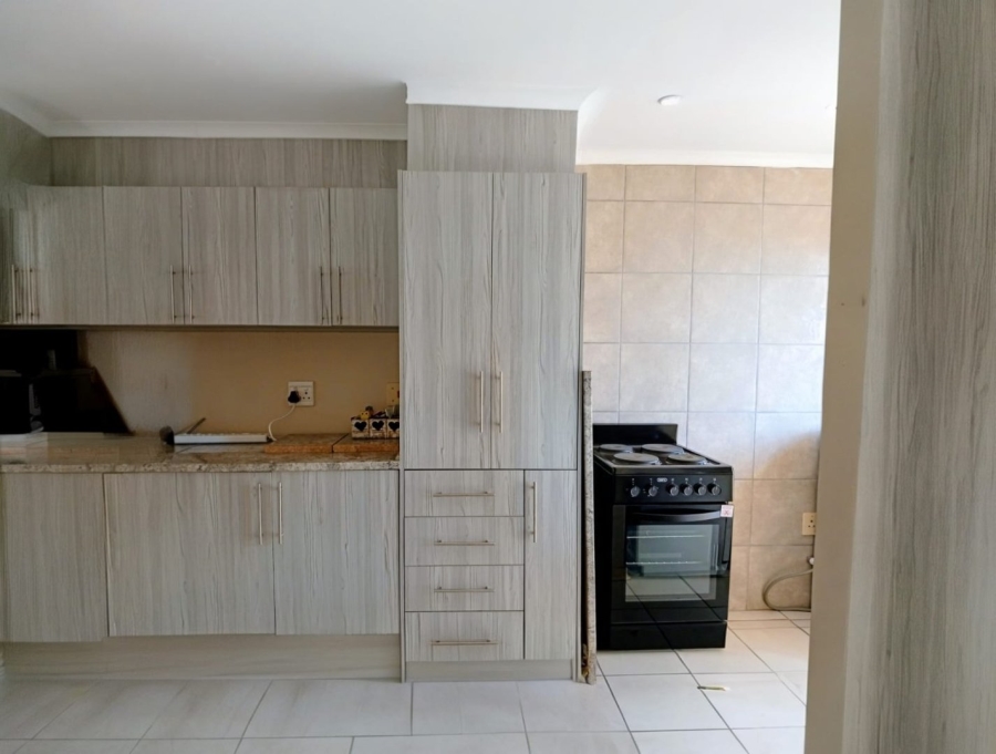 2 Bedroom Property for Sale in Heuwelsig Free State